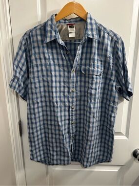 The North Face Breathable Button Up Sz L